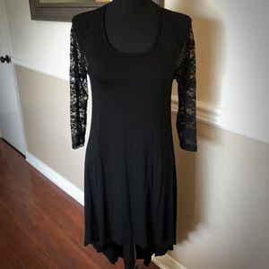 Forever 21 black laced dress